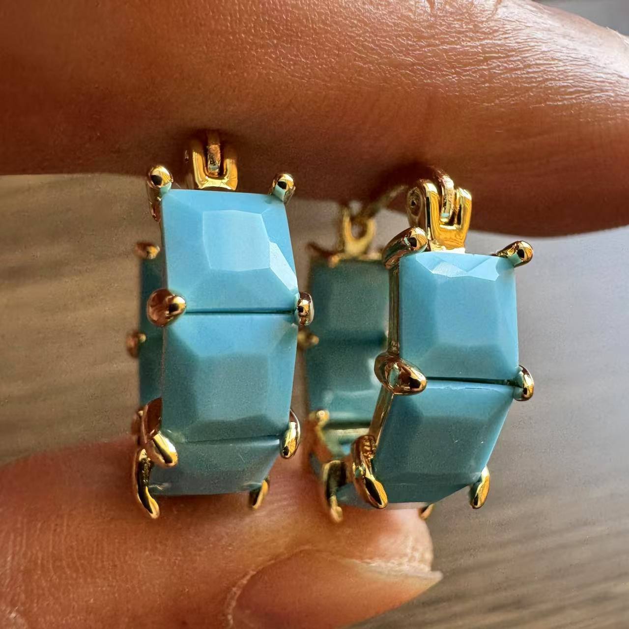 Turquoise Stone Ring - ファッションクラシックターコイズチェックイヤリング女性用ヴィンテージエレガントなゴールデンメッキジュエリーアクセサリー絶妙なパーティーギフト