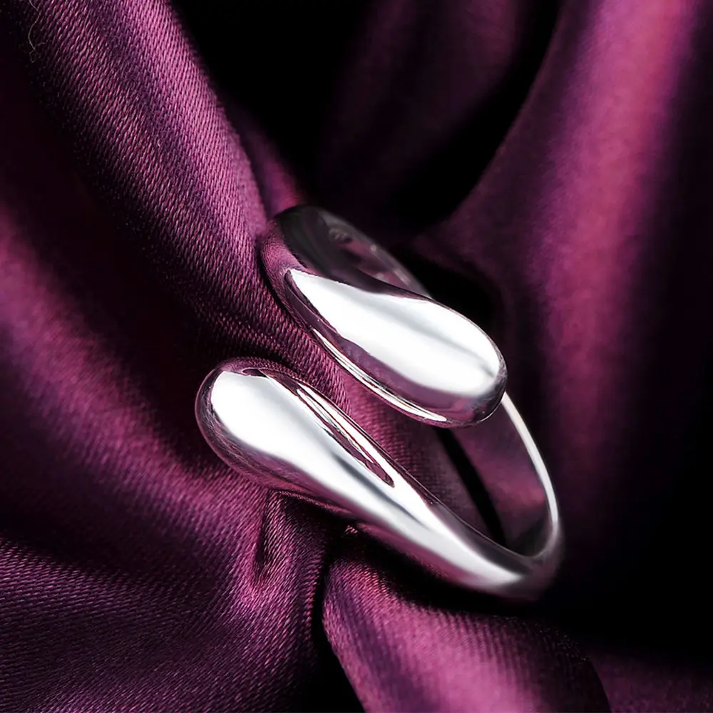 トレンド商品 人気ブランド 18Kゴールド ウォータードロッ - Statement Cocktail Ring のレビューと価格