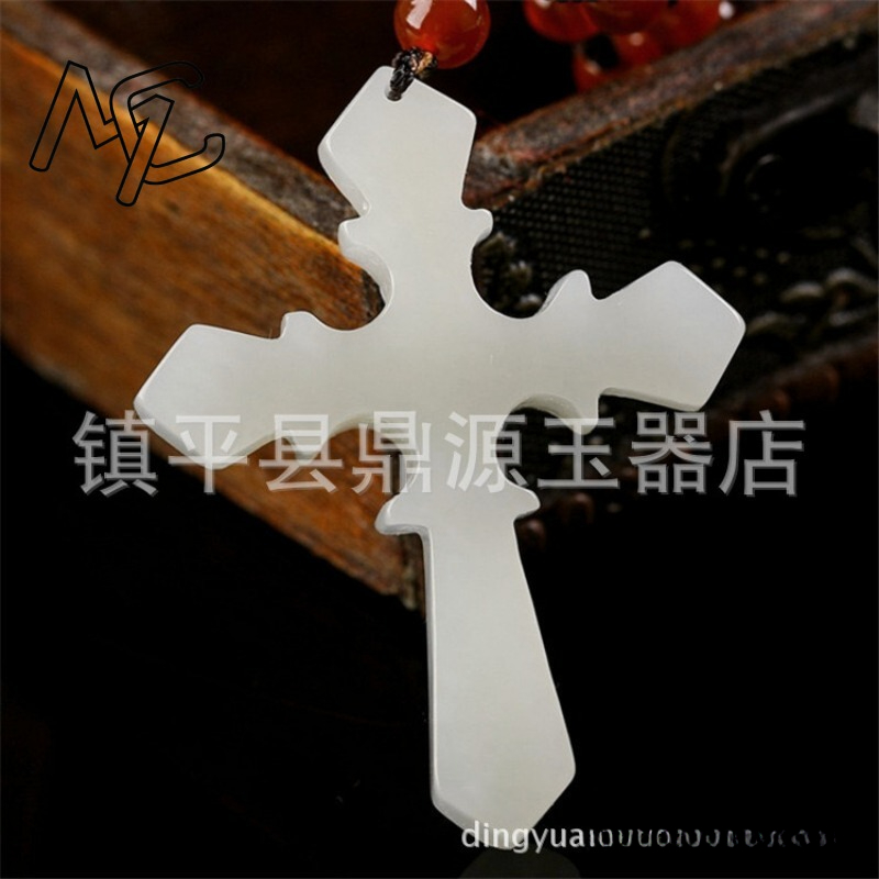 女性のための白い翡翠の十字架のペンダント,手作りの花のネック - Luxury Gifts Jewelry & Watches Namfleg Mostar のレビューと価格