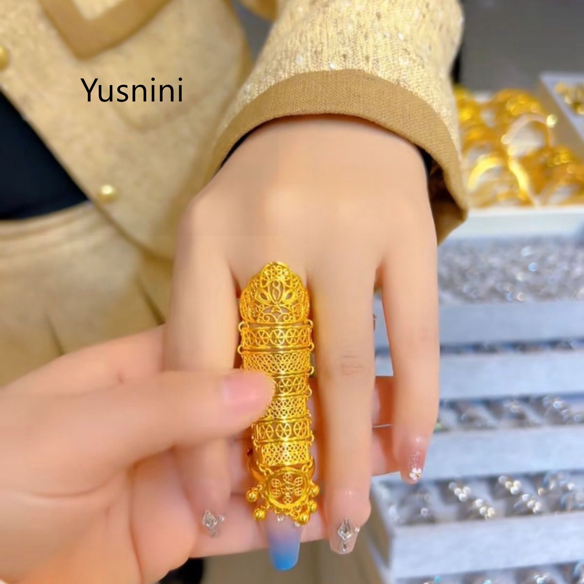 ホットセール中！新作ドバイジュエリー24K金メッキ中空エスニ - Statement Cocktail Ring のレビューと価格