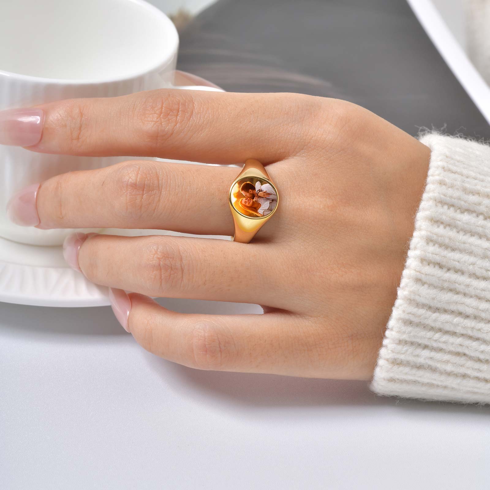 カスタム写真シグネットリング女性用ステンレス鋼ロゴシンボル画 - Statement Cocktail Ring のレビューと価格