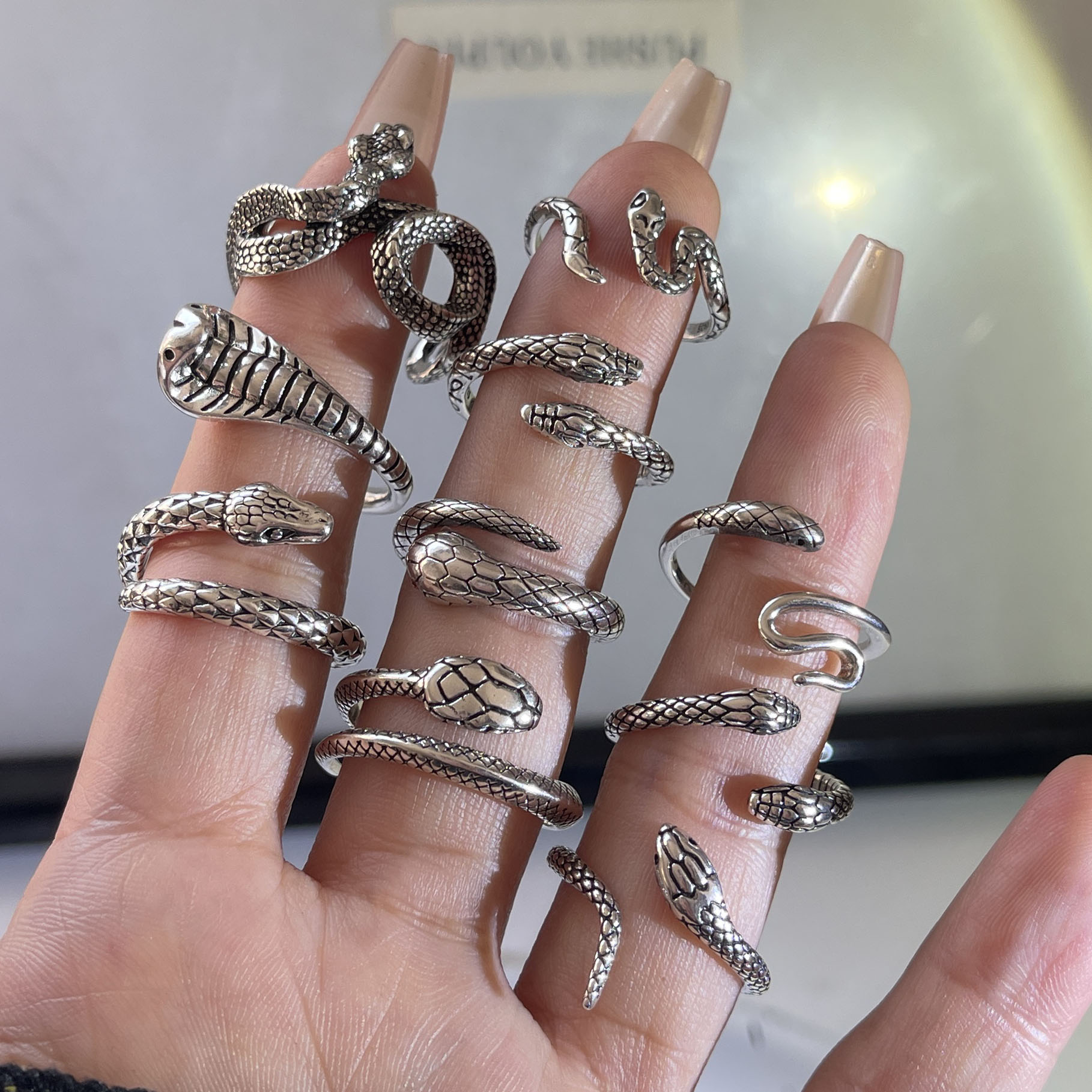 925 スターリングシルバーリング女性用カップルミニマリスト - Statement Cocktail Ring のレビューと価格