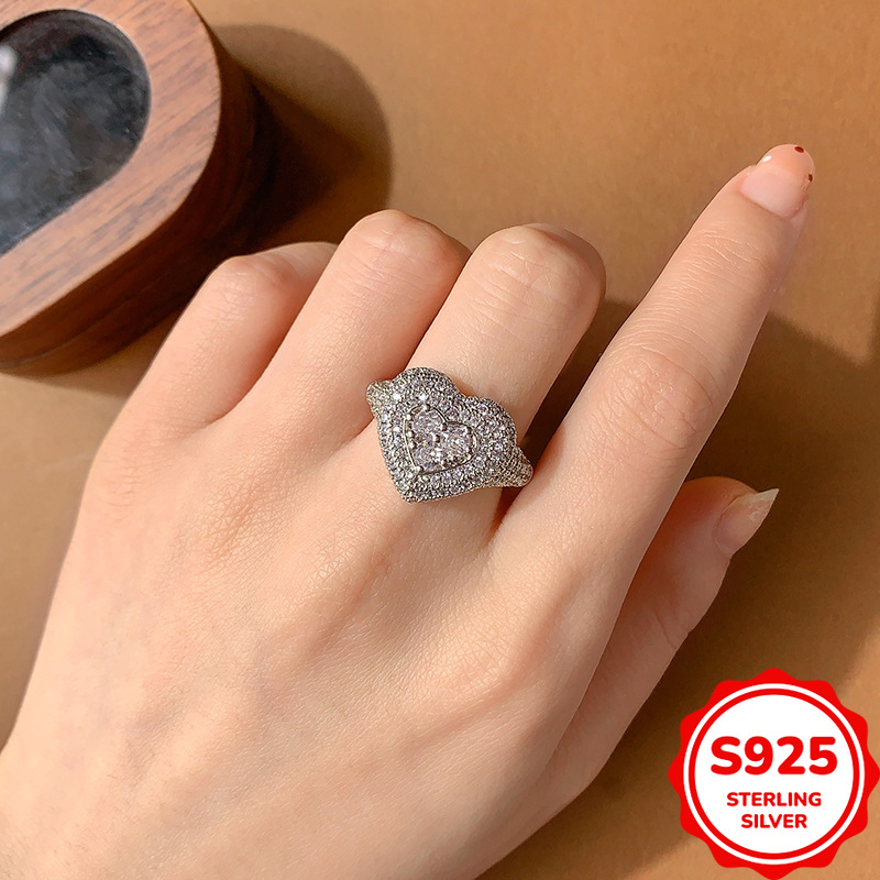豪華で多用途な本物のS925シルバー製ハート型フルダイヤモン - Statement Cocktail Ring のレビューと価格