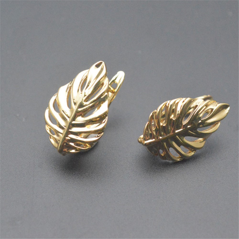 1/2個 18K金メッキ真鍮製 葉っぱ型中空ファッションイヤ - Gold Plated Ring のレビューと価格